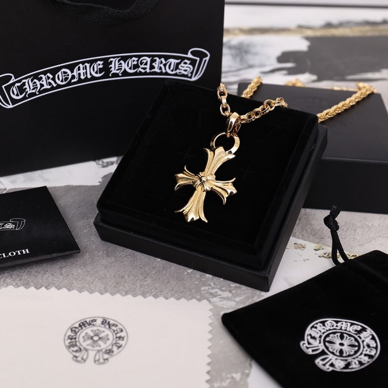 Ch**me He**ts necklaces